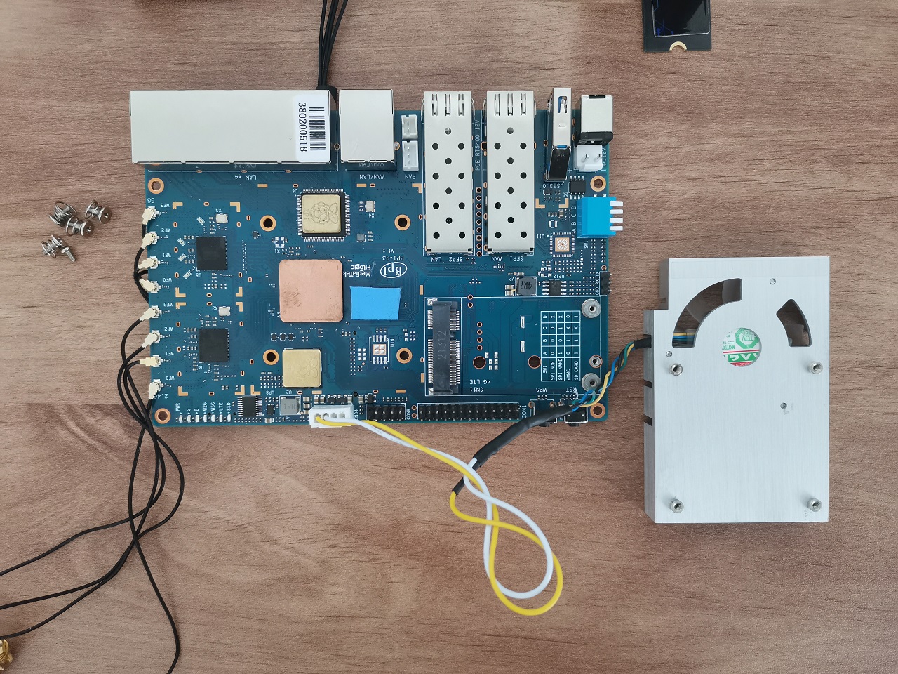 Banana Pi R3 Heatsinks 2